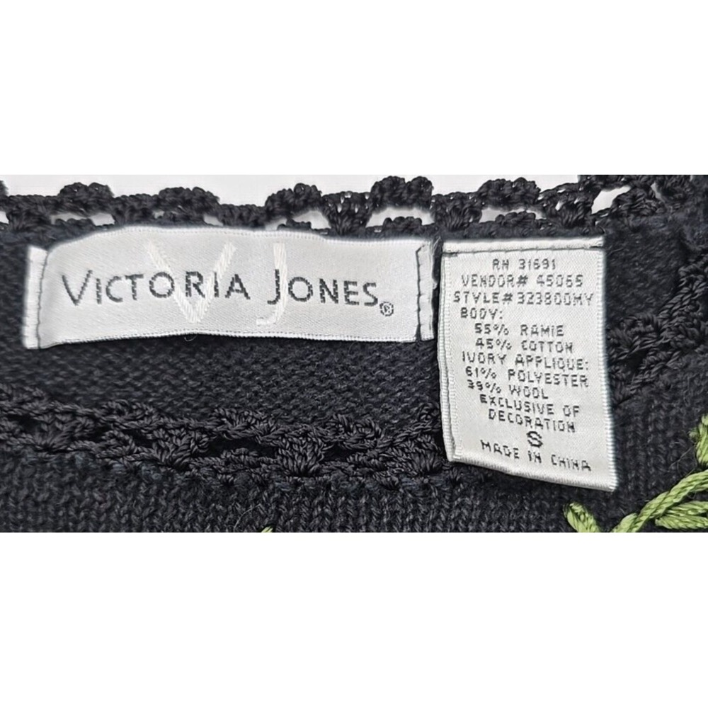 Victoria Jones Fall VTG Embroidered Ugly Christmas Sweater Beaded Woman S - Picture 11 of 12